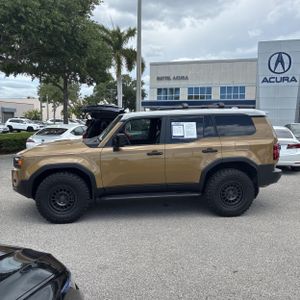 TOYOTA LAND CRUISER - 3