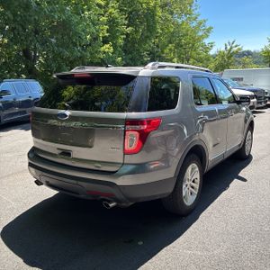 FORD EXPLORER XLT - 8