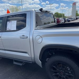 TOYOTA TUNDRA - 6