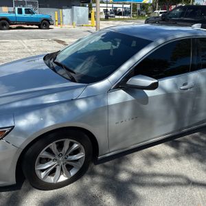2019 Chevrolet MALIBU LT 照片 2