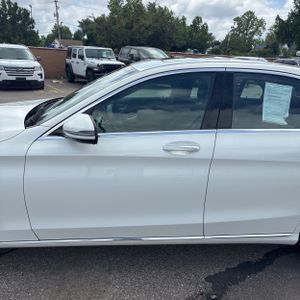 2019 Mercedes-BENZ C-CLASS photo 4