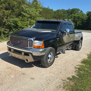FORD F-350 SUPER DUTY LARIAT - 1