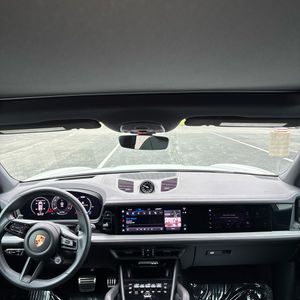 2024 Porsche CAYENNE S 缩略图 39