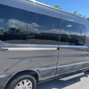 FORD TRANSIT 350 XLT - 9