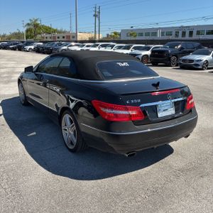 Mercedes-Benz E Class E350 - 5