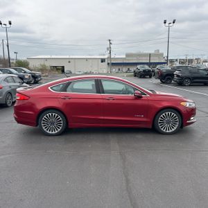 FORD FUSION HYBRID TITANIUM - 10