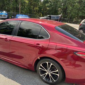 2018 Toyota CAMRY SE photo 6