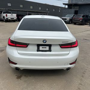 BMW 3 SERIES 330I - 7