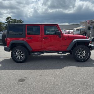 صورة 10 لـ 2017 JEEP WRANGLER UNLIMITED RUBICON
