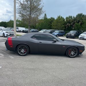 صورة 10 لـ 2016 Dodge CHALLENGER SRT 392