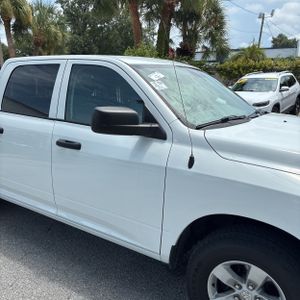 2020 RAM 1500 CLASSIC TRADESMAN — миниатюра 13
