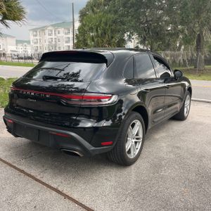 2023 Porsche MACAN photo 8