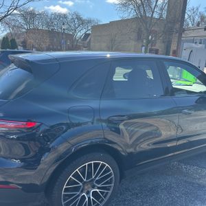 PORSCHE CAYENNE BASE - 9