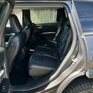 صورة 34 لـ 2021 JEEP CHEROKEE TRAILHAWK