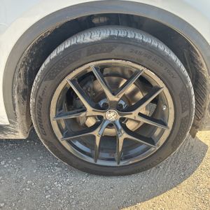 2019 ALFA Romeo STELVIO AWD — миниатюра 20