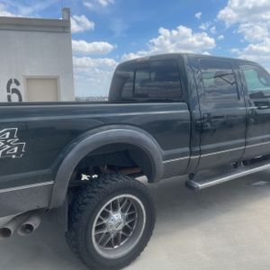 FORD F-250 SUPER DUTY LARIAT - 9