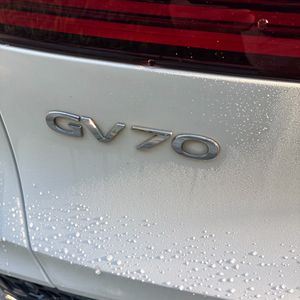 صورة 23 لـ 2022 Genesis GV70 2.5T STANDARD