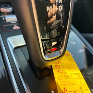 صورة 69 لـ 2021 Porsche CAYENNE GTS