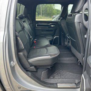 2019 RAM 2500 LARAMIE 照片 35