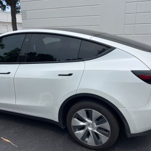 TESLA MODEL Y LONG RANGE - 6