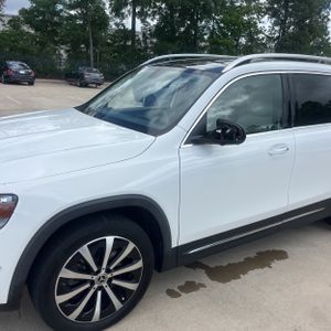 MERCEDES-BENZ GLB - 2