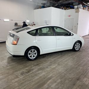 TOYOTA PRIUS - 10