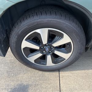 صورة مصغرة 19 لـ 2018 Subaru FORESTER 2.5I PREMIUM
