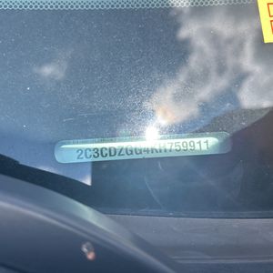 2019 Dodge CHALLENGER SXT — миниатюра 52