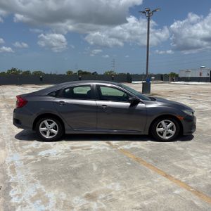 2017 Honda CIVIC LX 照片 10