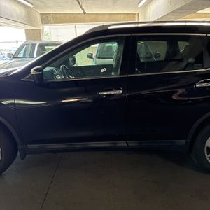 2015 Nissan ROGUE SL 照片 4