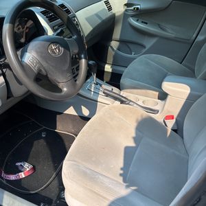 2012 Toyota COROLLA LE — миниатюра 32