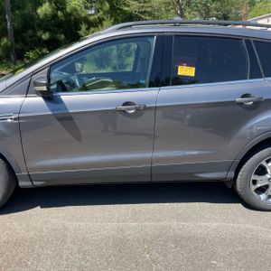 FORD ESCAPE SEL - 4