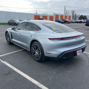 PORSCHE TAYCAN TURBO - 5