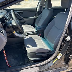 صورة مصغرة 32 لـ 2014 Hyundai ELANTRA SE