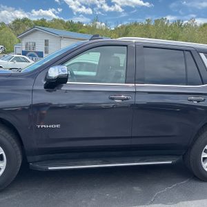 CHEVROLET TAHOE PREMIER - 4