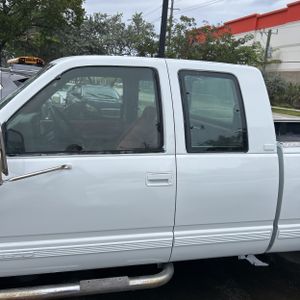 CHEVROLET C/K 2500 SERIES C2500 SILVERADO - 4