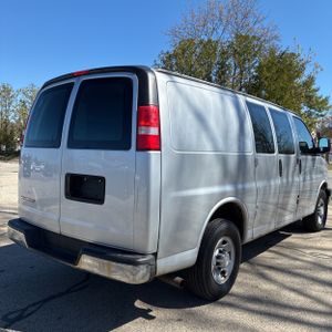 CHEVROLET EXPRESS - 8