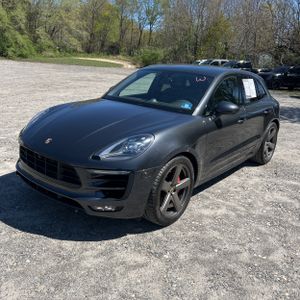PORSCHE MACAN GTS - 1