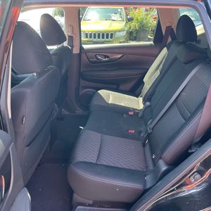 2017 Nissan ROGUE SV — миниатюра 34