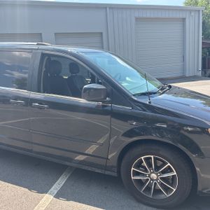 2017 Dodge GRAND CARAVAN SXT — миниатюра 13
