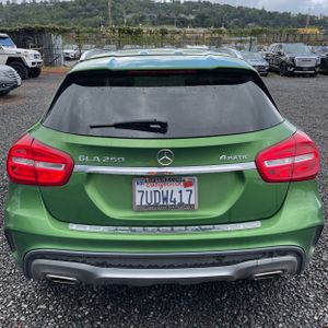 MERCEDES-BENZ GLA - 7