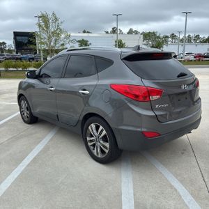 HYUNDAI TUCSON - 5