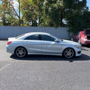 صورة 10 لـ 2014 Mercedes-BENZ CLA