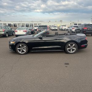 2015 FORD MUSTANG V6 照片 3