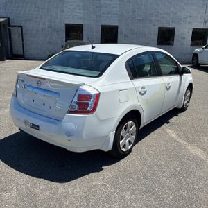 NISSAN SENTRA 2.0 - 8