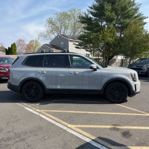 KIA TELLURIDE EX - 10