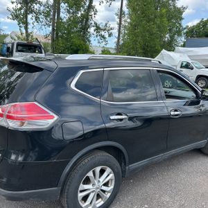 2016 Nissan ROGUE SV 照片 9