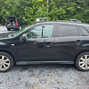 صورة 4 لـ 2014 Mitsubishi OUTLANDER SPORT SE