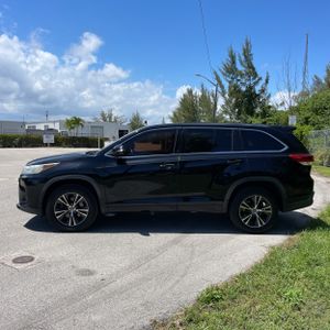 TOYOTA HIGHLANDER - 3