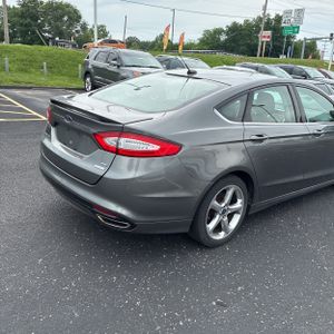FORD FUSION SE - 9